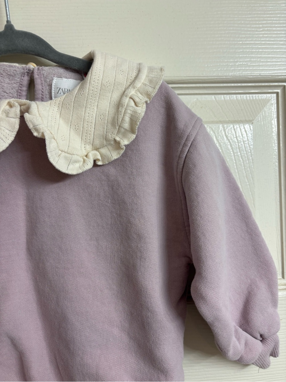 Zara Lavender Pullover Sweatshirt with Cream Ruffle Collar - Picture 2 of 4